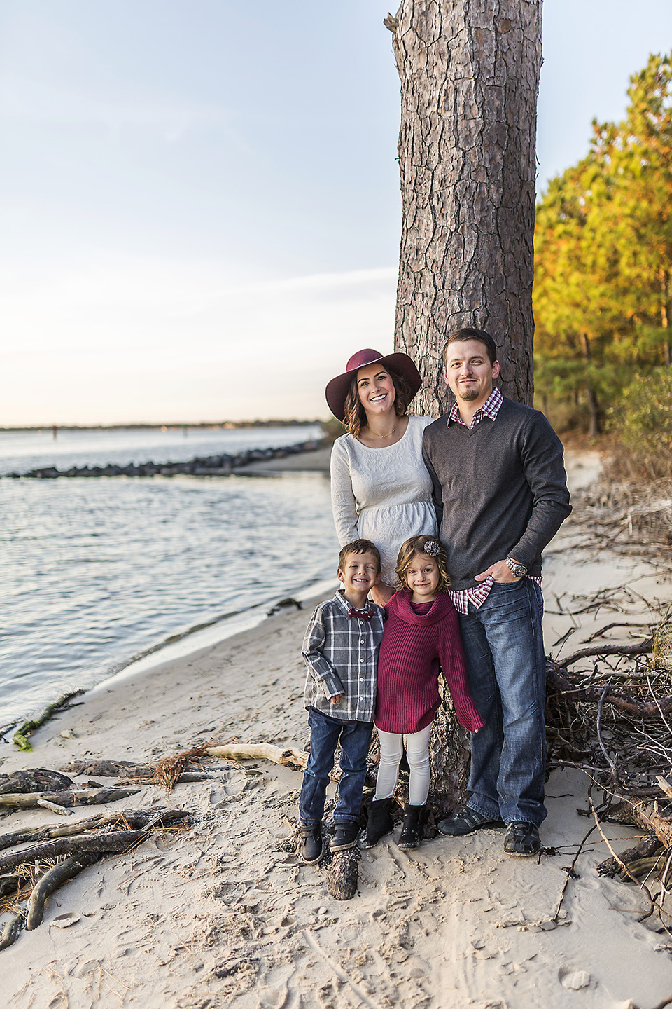 dragon studio, family portrait photography, family session, family photos, virginia portrait photographer, first landing state park, first landing family session