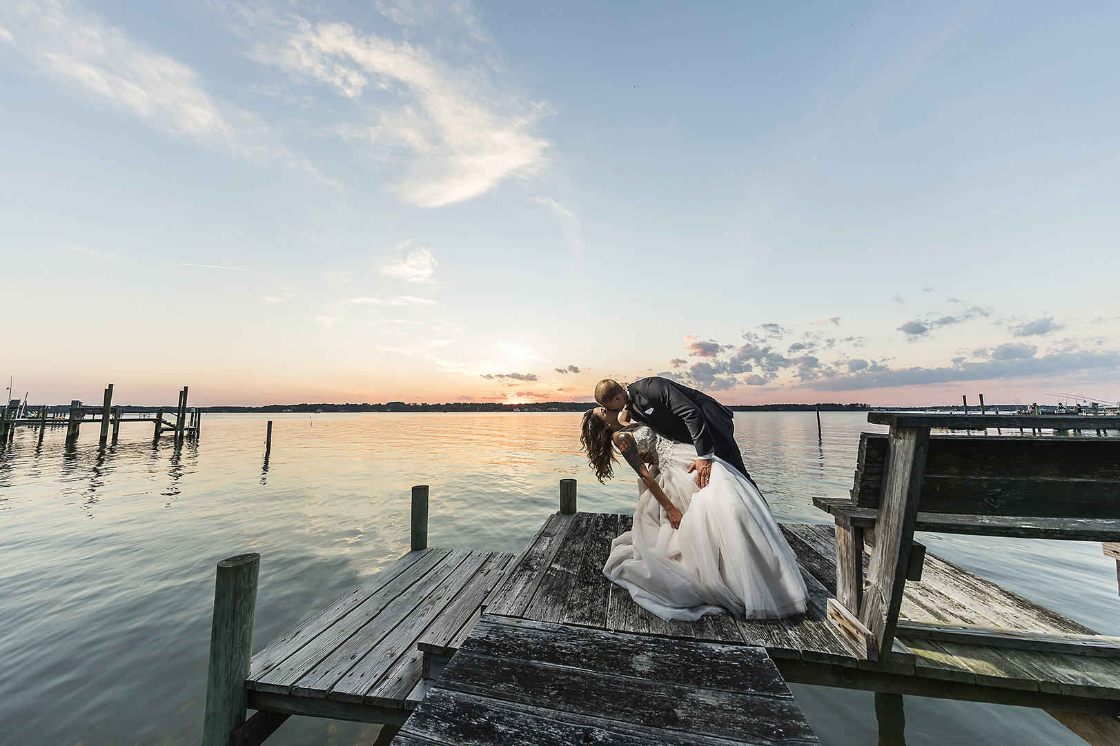 dragon studio, dragon photo studio, mike dragon, virginia beach wedding photographer, wedding photographer, backyard wedding, summer wedding, wedding inspiration