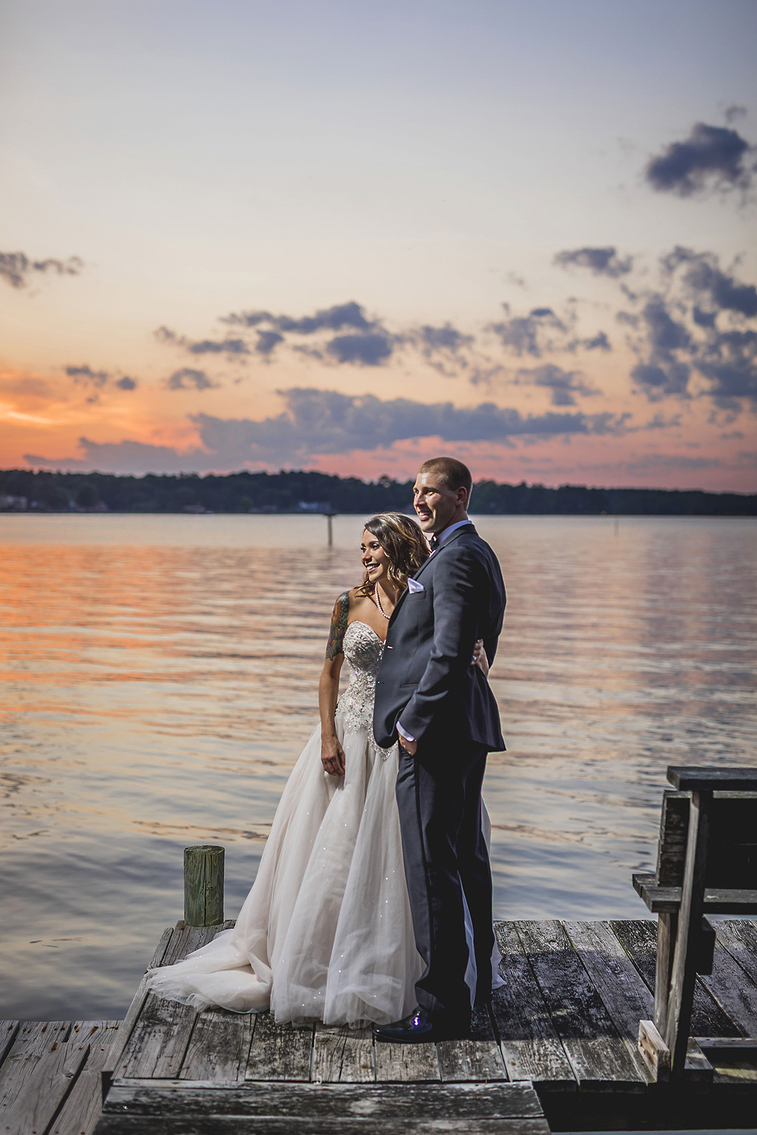 dragon studio, dragon photo studio, mike dragon, virginia beach wedding photographer, wedding photographer, backyard wedding, summer wedding, wedding inspiration