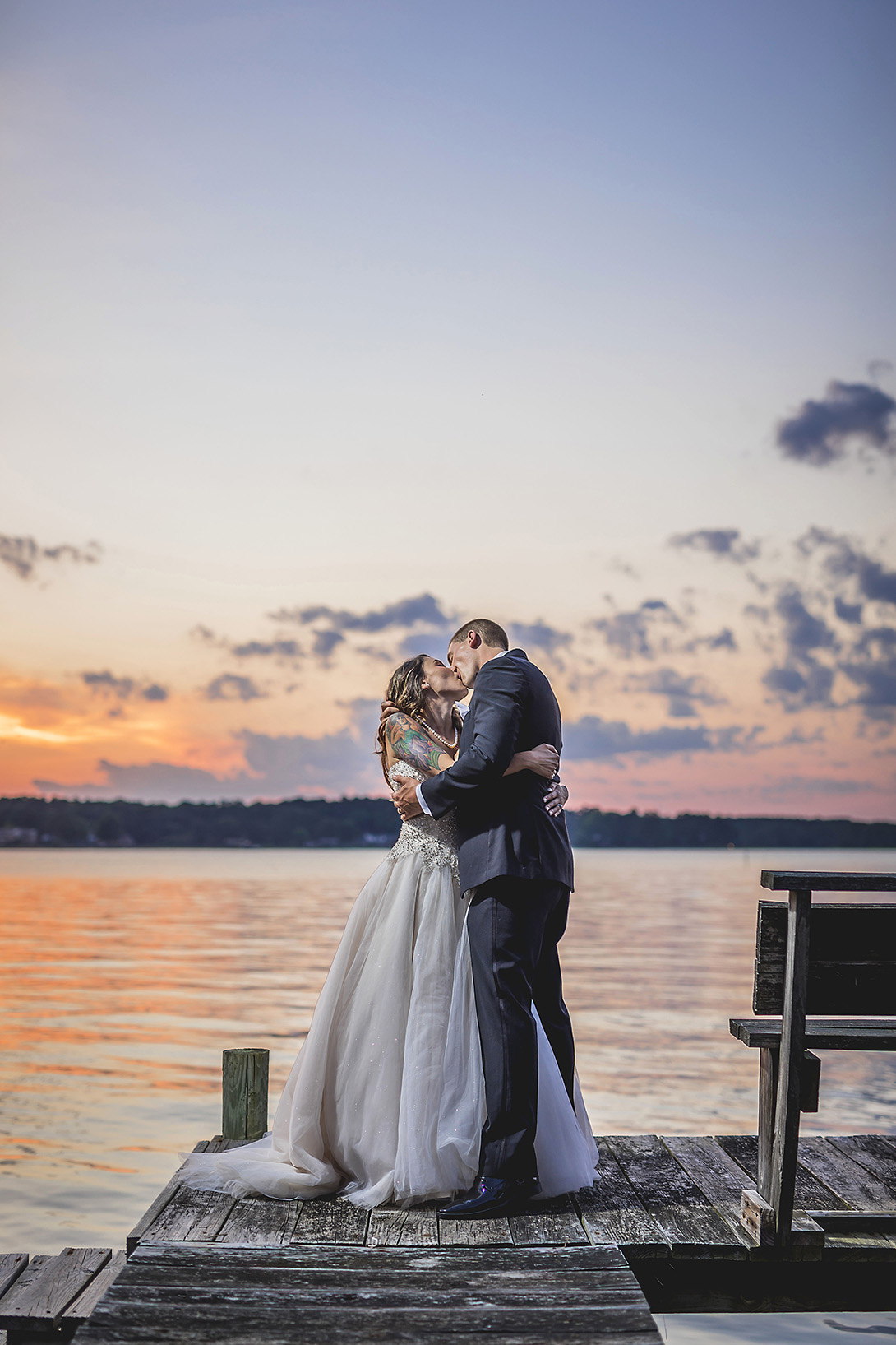 dragon studio, dragon photo studio, mike dragon, virginia beach wedding photographer, wedding photographer, backyard wedding, summer wedding, wedding inspiration